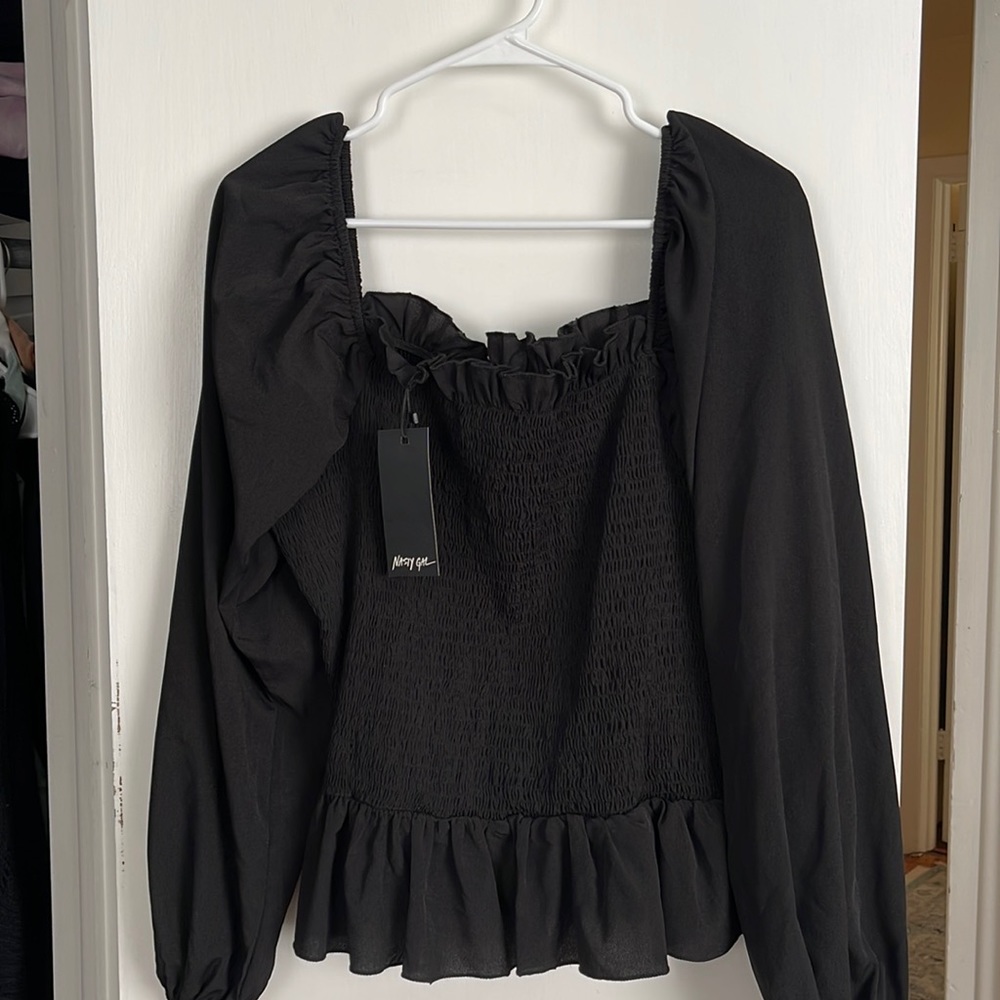 brand new right crop top